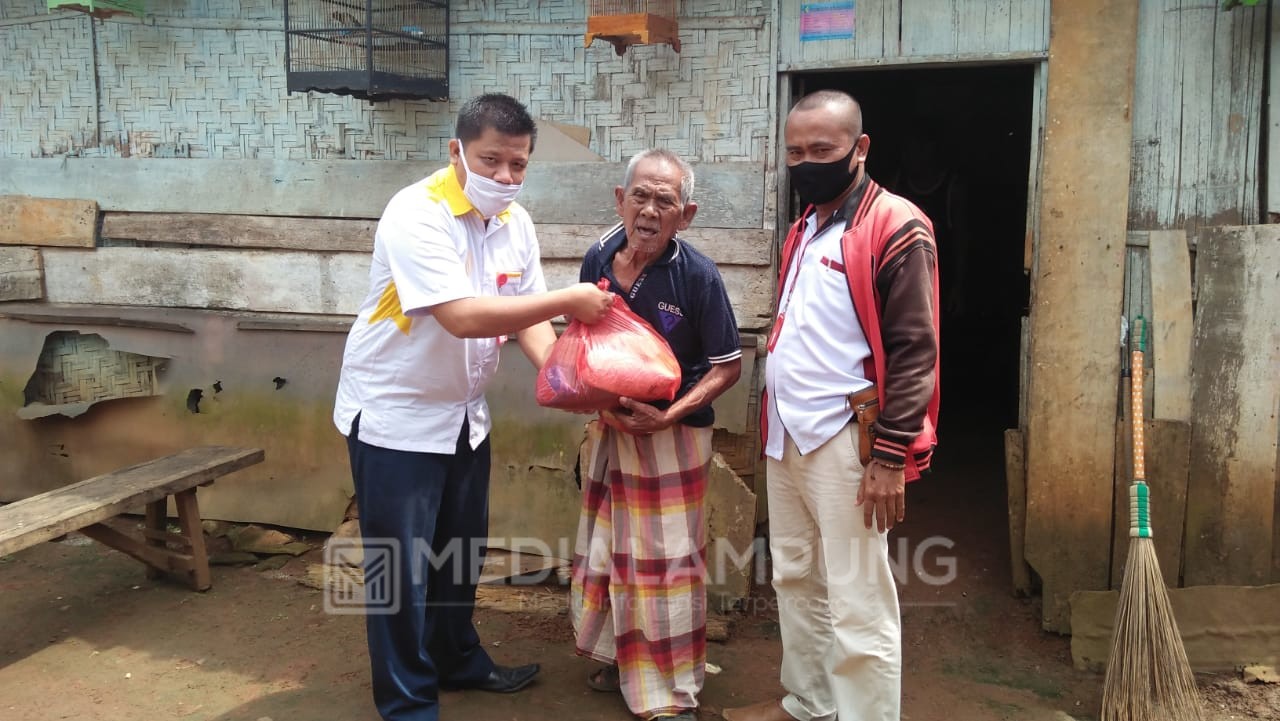 RJB Indonesia Bagikan Bantuan Sembako dan Masker Gratis