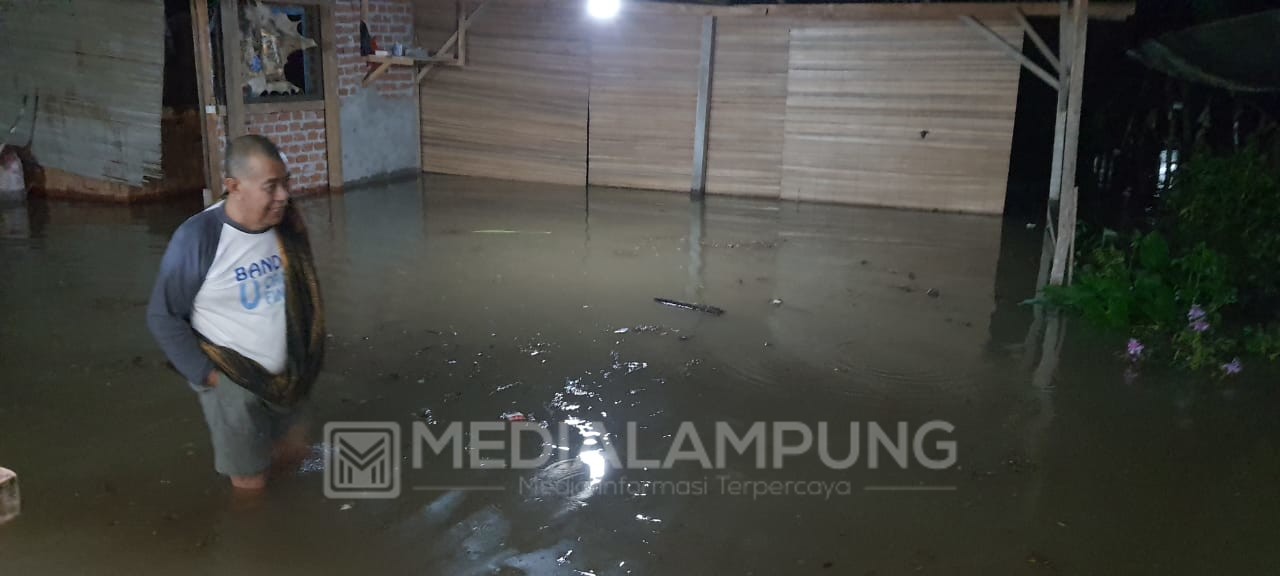 Hujan Dua Jam, Sejumlah Lingkungan di Kelurahan Waymengaku Terendam Banjir