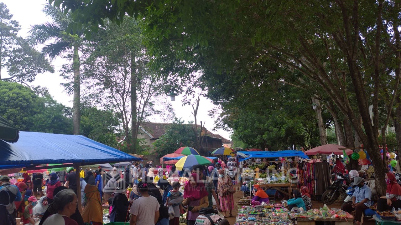 Belum Semua Pasar di Bandarlampung Terapkan Physical Distancing