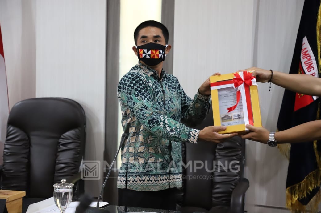 DPRD Apresiasi Keberhasilan Pemkab Lambar Meraih WTP yang Ke-10