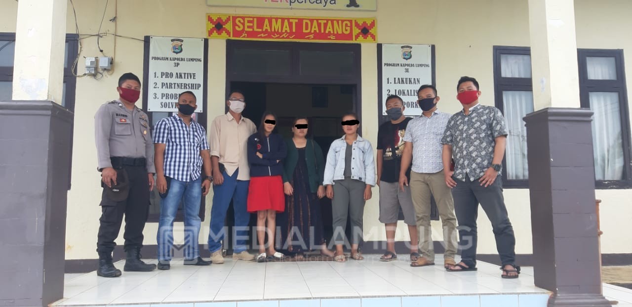 Gagal Pesta Sabu, Tiga Wanita Digelandang ke Polsek Bukit Kemuning