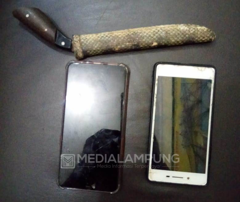 Warga Pringsewu Diancam Sajam dan Senpi saat Nongkrong