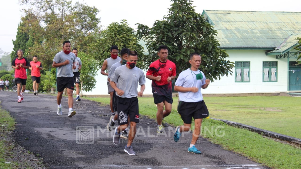 Jaga Kebugaran Tubuh, Anggota Kodim Lambar Rutin Lari Pagi dan Senam Aerobik