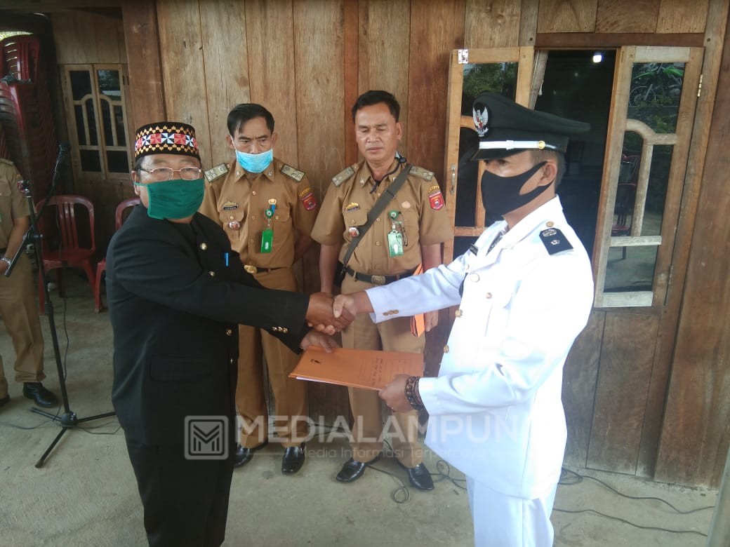 Pekon Pajaragung Gelar Sertijab, Sapit Alpian : Mari Bangun Pekon Bersama