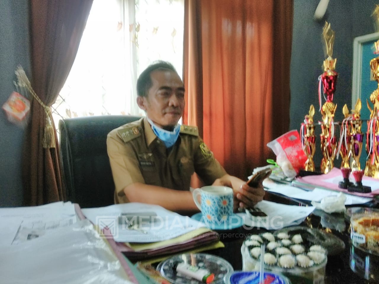 Camat Telukbetung Barat Bantah Ada Warganya yang Terisolir