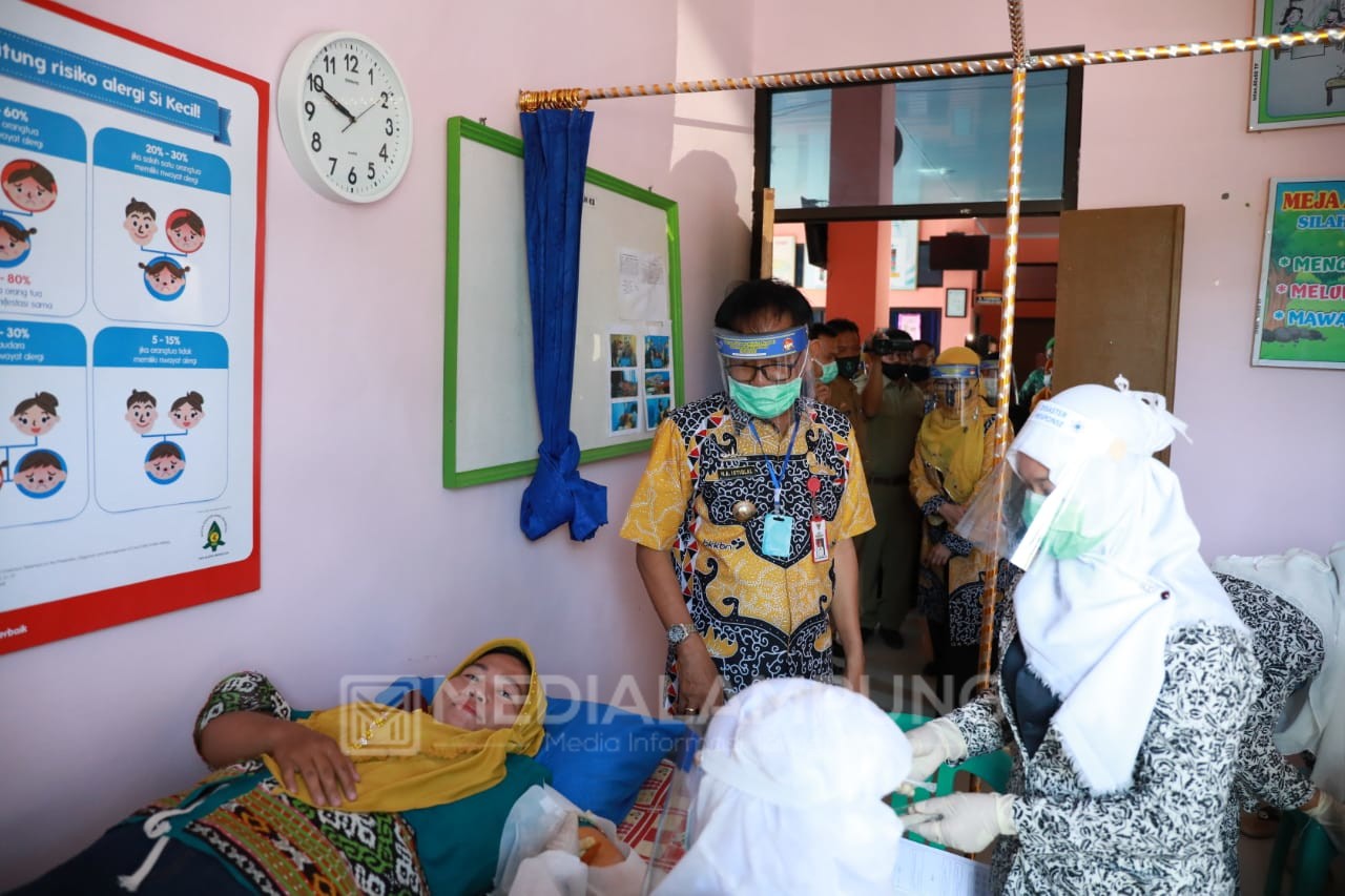 Peringati Harganas Dengan Pelayanan KB Sejuta Akseptor