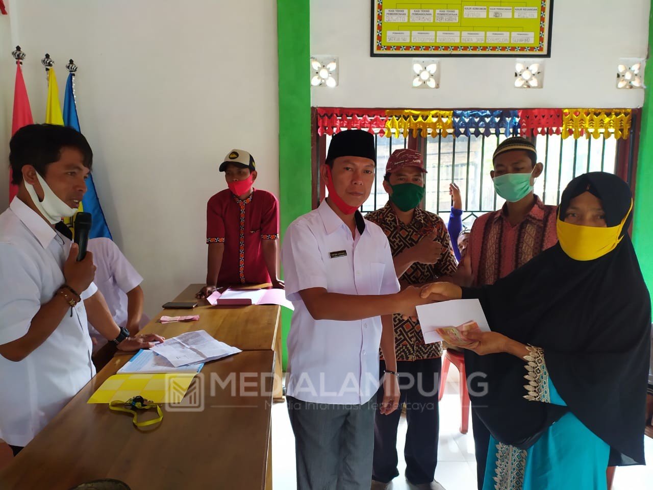 Sukamaju Salurkan BLT-DD Sebesar Rp30 Juta ke 50 KK 