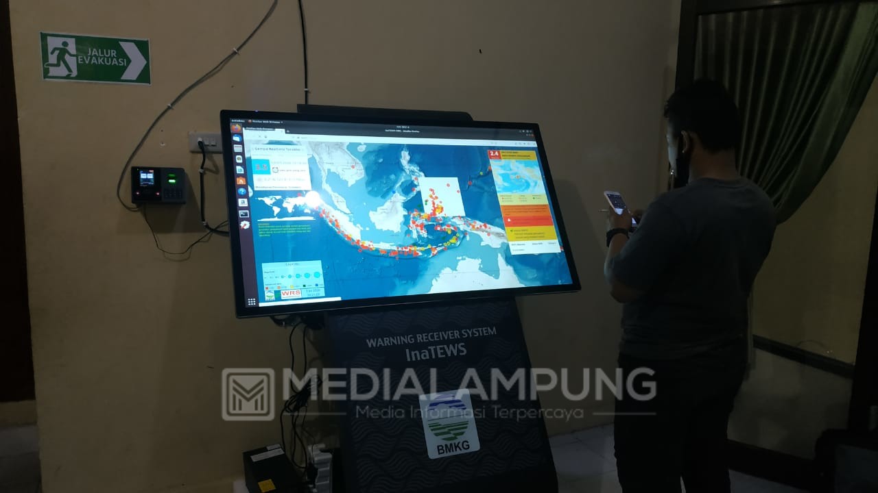 Lambar Dapat Dua Alat Monitor Gempa