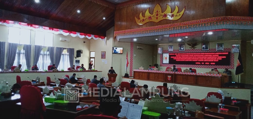 Parosil Sampaikan Nota Pengantar LPj Tahun 2019