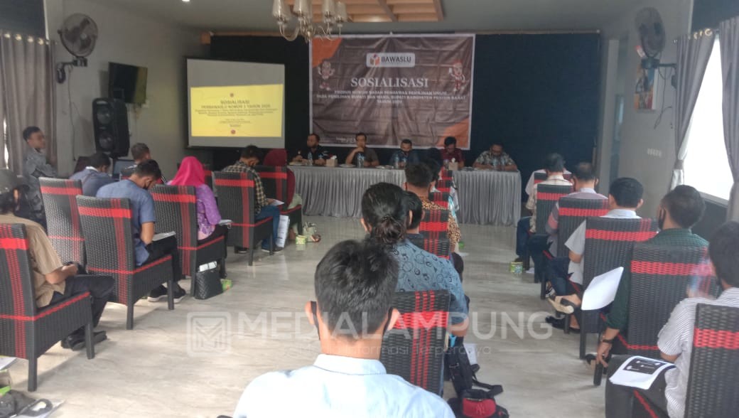 Bawaslu Pesbar Sosialisasikan Produk Hukum