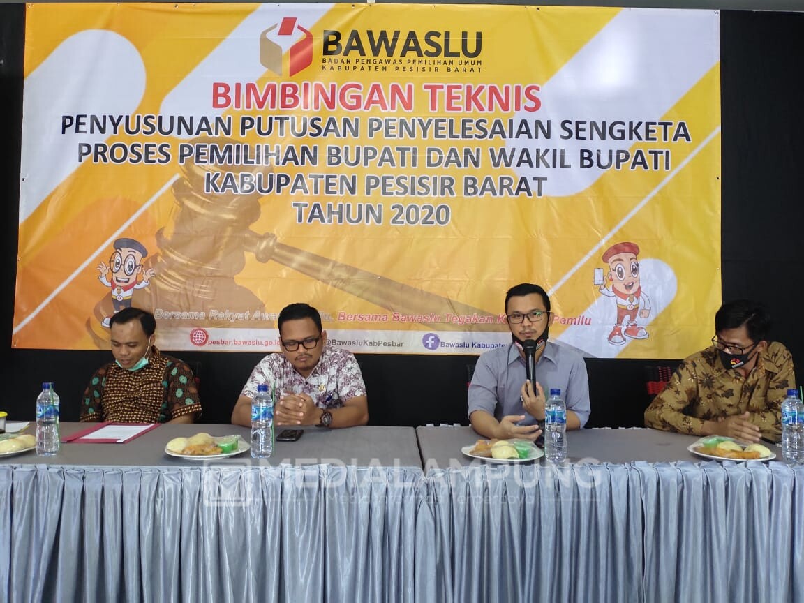 Bawaslu Pesbar Bimtek Penyusunan Penyelesaian Sengketa