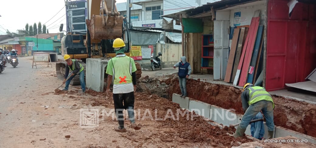 Progres Pembangunan Flyover Sultan Agung Mencapai 30 Persen