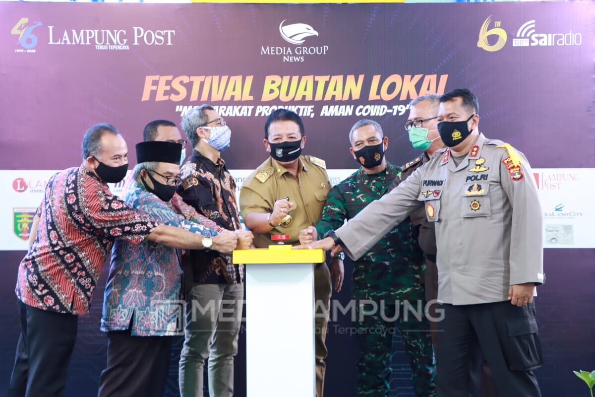 Arinal Hadiri Acara HUT Ke-46 Lampung Post