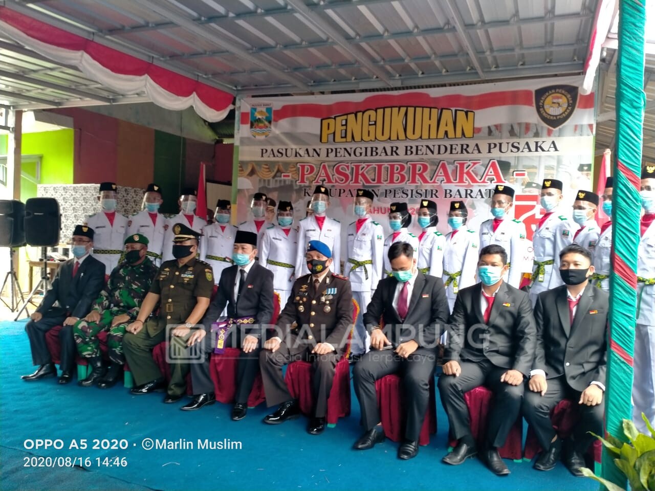 16 Paskibraka Pesbar Dikukuhkan 
