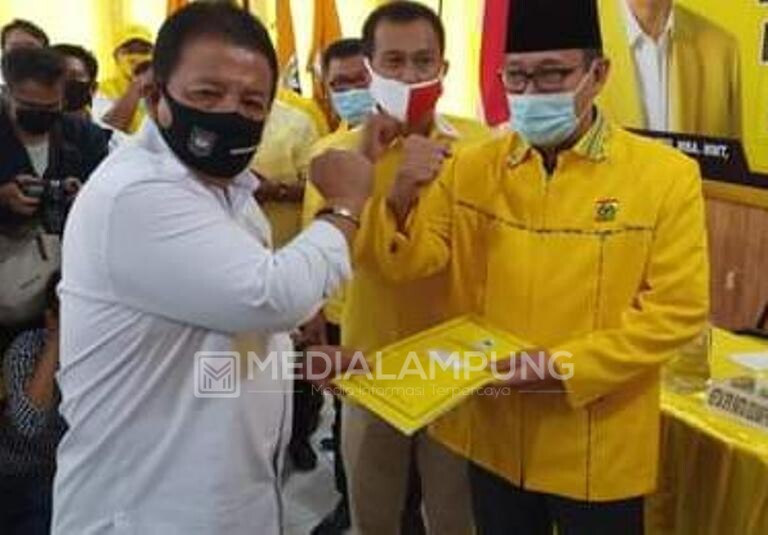 Golkar Merapat ke Pasangan Pieter-Fahrurrazi