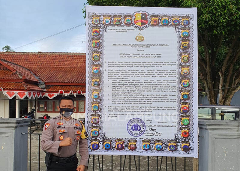 Polres Lamteng Pasang Banner Maklumat Kapolri