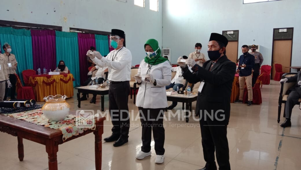 KPU Pesbar Gelar Rapat Pleno Pengundian Nomor Urut, Ini Hasilnya