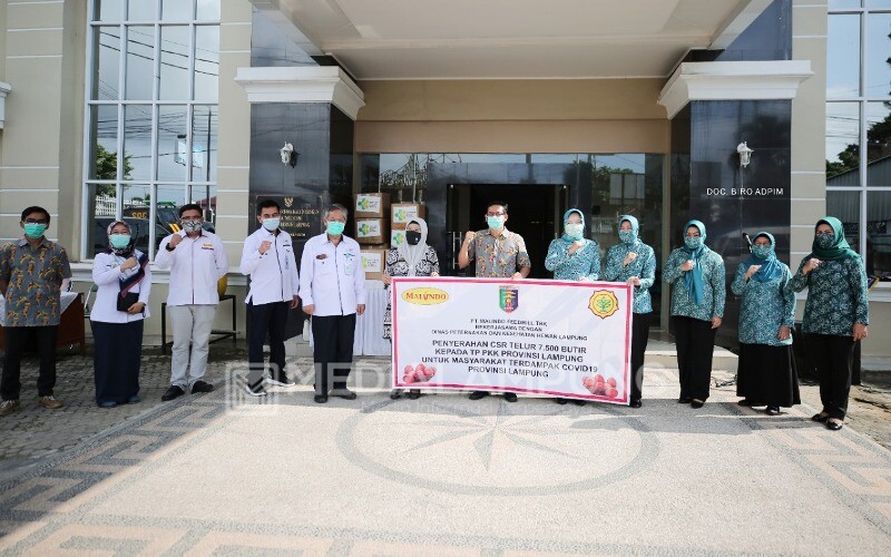 Riana Sari Siap Salurkan Bantuan Masker-Telur dari Poltekes dan PT Malindo