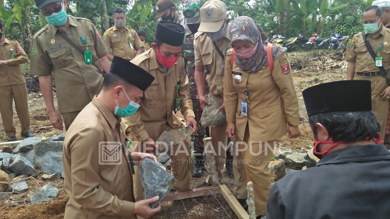 Miliki Gedung KUA Ke-11, Kemenag Lakukan Peletakan Batu Pertama 