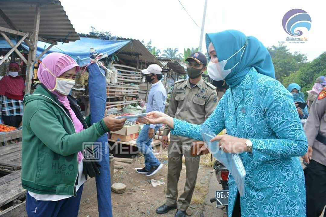 TP PKK Lamteng Laksanakan Program Gebrak Masker