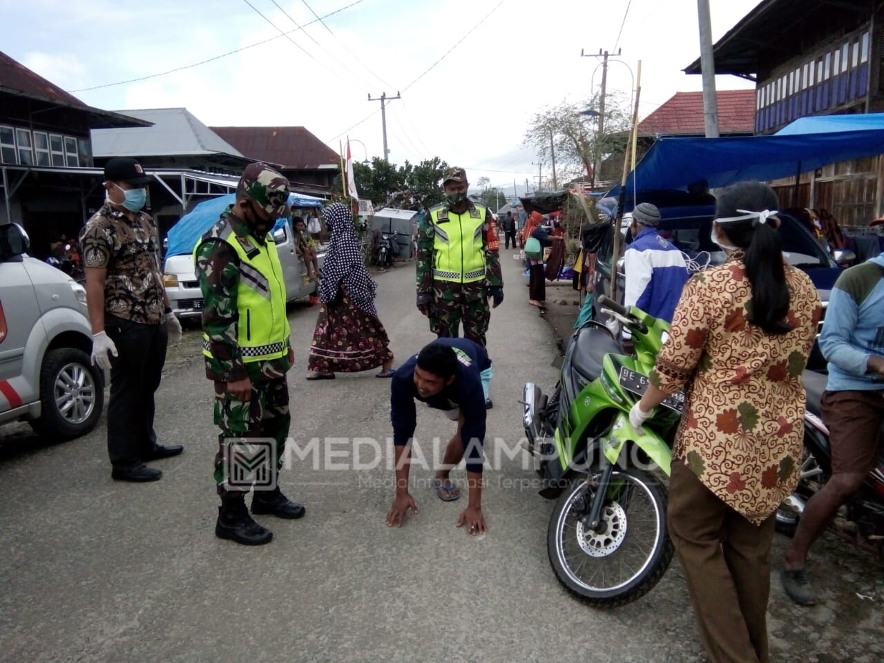 TNI-Polri Bersinergi Disiplinkan Protokol Kesehatan 