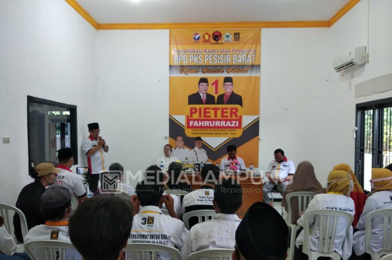 Dihadiri Cawabup Fahrurrazi, PKS Pesbar Rapat Konsolidasi Internal Partai