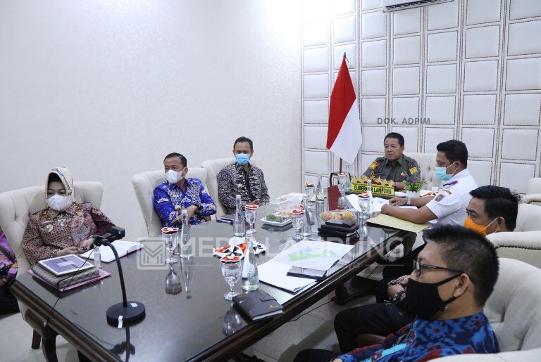 Gubernur-Angkasa Pura II Komunikasikan Pengembangan Kawasan Kesehatan di Bandara Radin Inten II