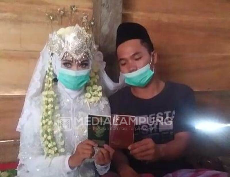 Sempat Alami Lakalantas, Akad Nikah Agus dan Nurjanah Tetap Dilangsungkan 