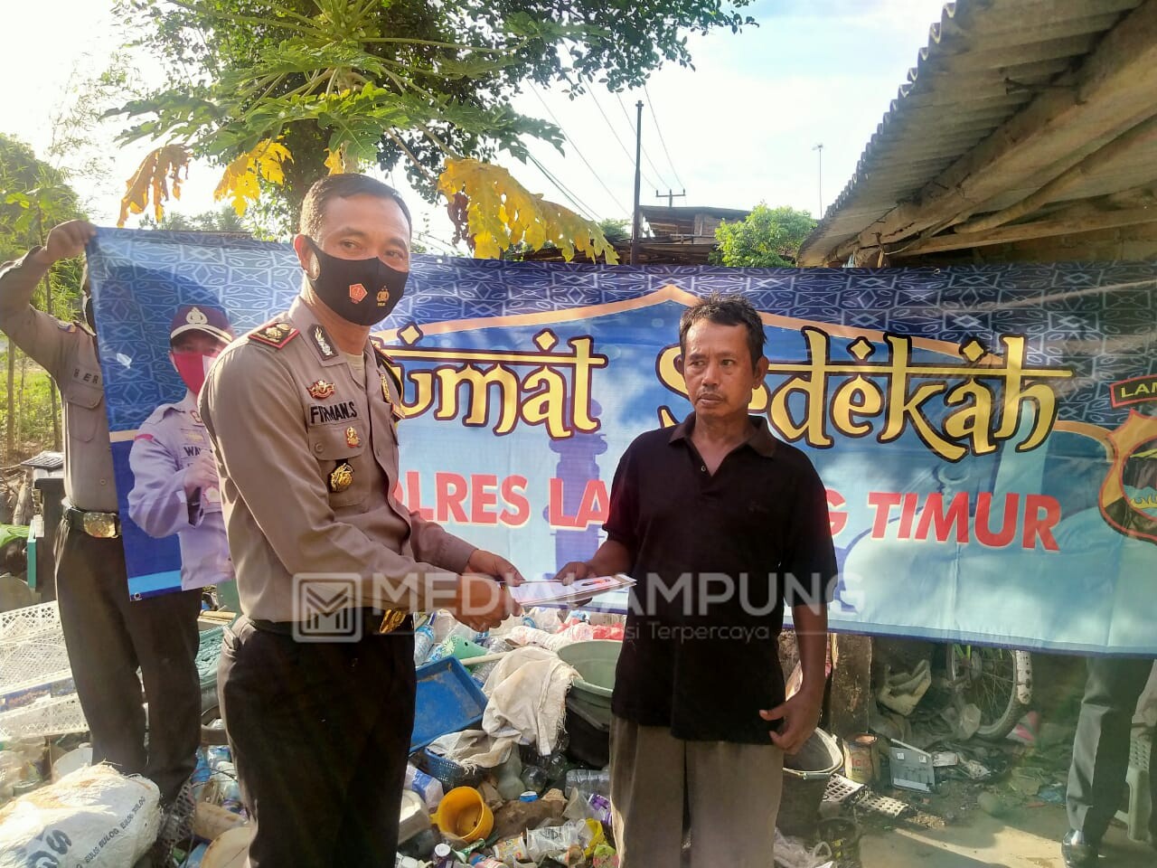 Polres Lamtim Gelar Baksos Jumat Sedekah