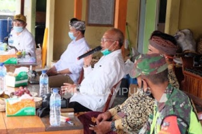 Anggota DPRD Lampung Made Bagiasa Soroti Masalah Pertanian Warga Lamteng