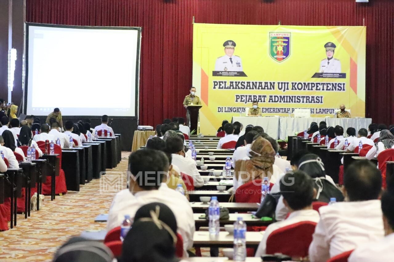 Gubernur Buka Uji Kompetensi Pejabat Administrasi Pemprov Lampung
