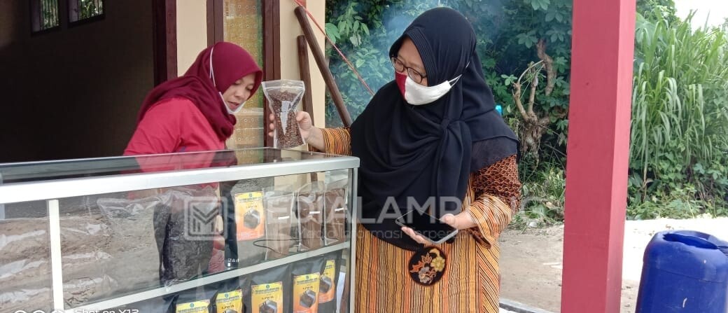 Sertifikasi Produk Halal, KWT Sehati Sambut Kunjungan Lembaga Survei