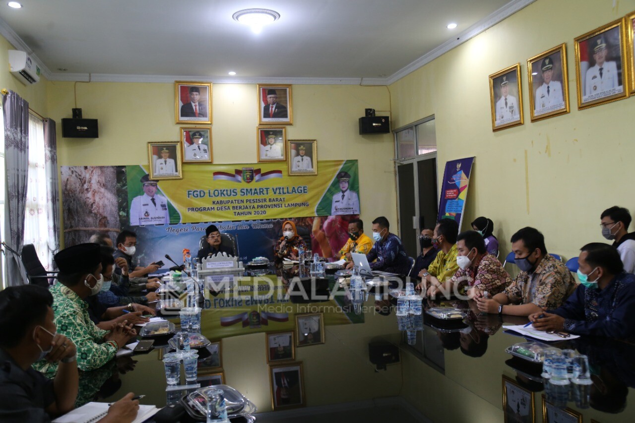 Pemkab Pesbar-Dinas PDT Gelar FGD Bahas Smart Village