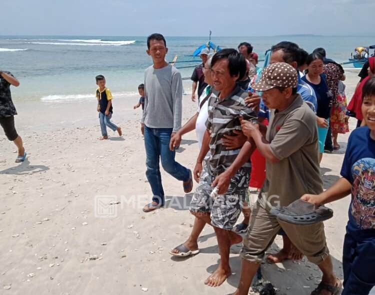 Alhamdulillah, Dua Nelayan Kampung Jawa Berhasil Dievakuasi