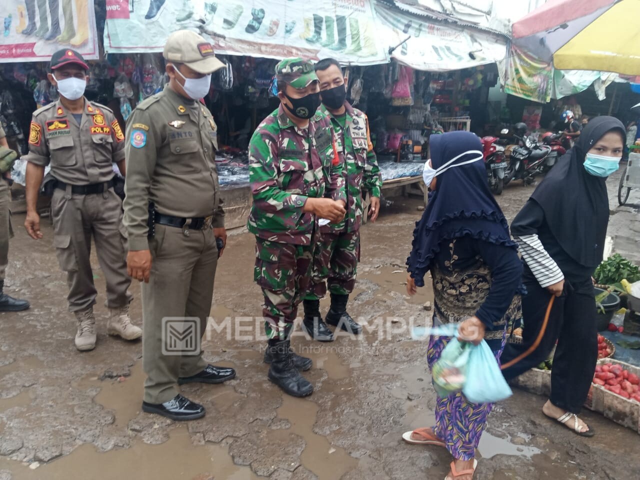Hari Ini, Kodim 0410 dan Gugus Tugas Covid-19 Penertiban di Pasar Panjang