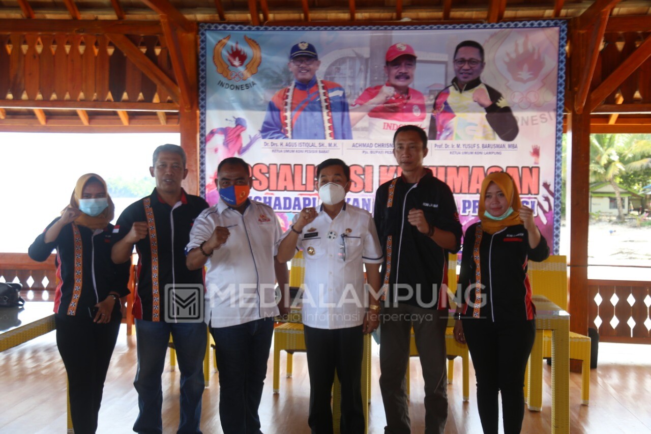 Pjs. Bupati Pesbar Buka Sosialisasi Kehumasan Hadapi Porprov IX Lampung