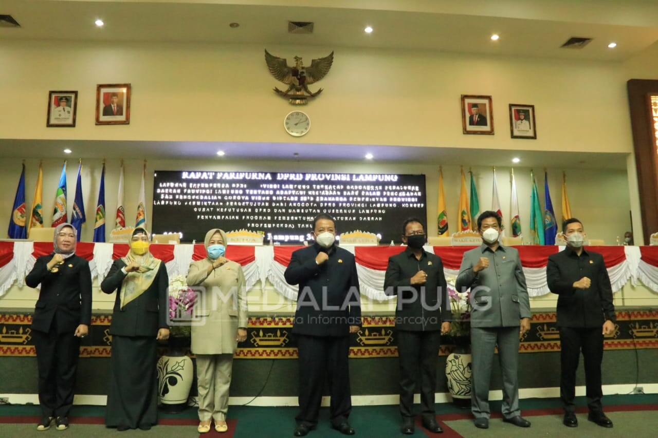 Hadiri Rapat Paripurna, Arinal Ajak Optimalkan Kinerja