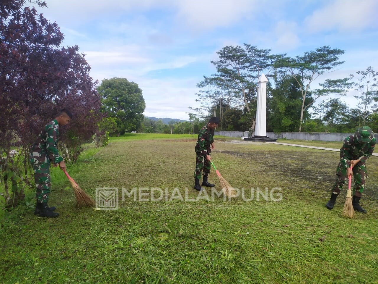 Sambut Hari Juang, Kodim 0422 Lambar Bersih-bersih TMP