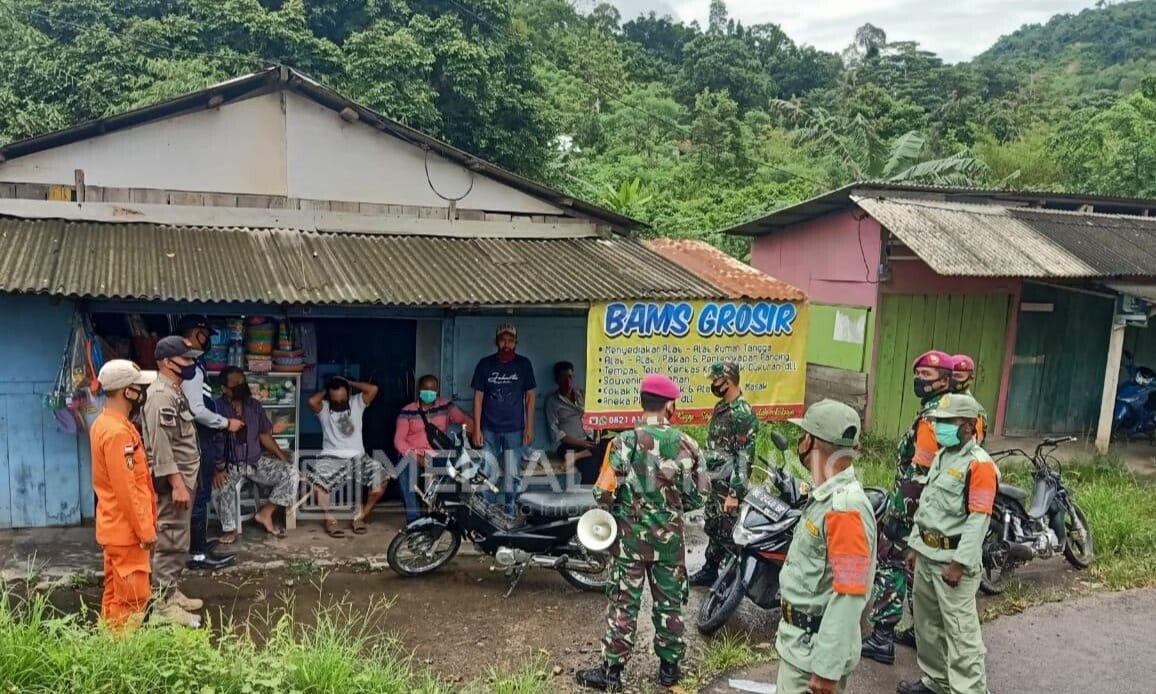 Tim Gugus Tugas Covid-19 Tegakan Prokes di Waygubak