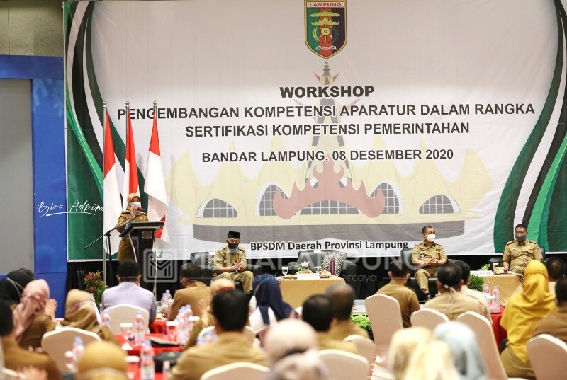 Nunik Buka Workshop Pengembangan Kompetensi Aparatur