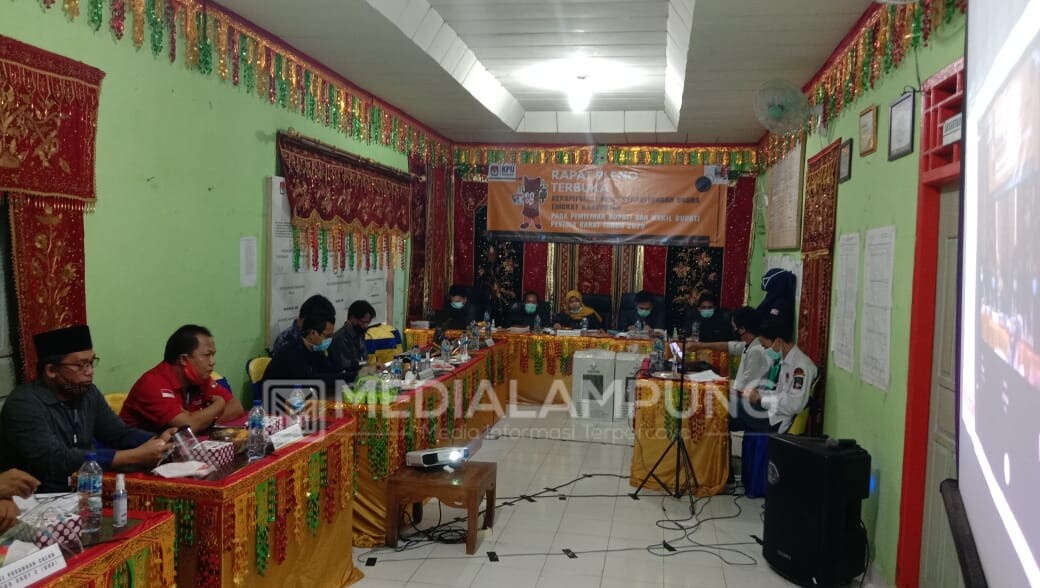 Pleno Rekapitulasi Tungsura Tingkat KPU Pilkada Pesbar Diskor