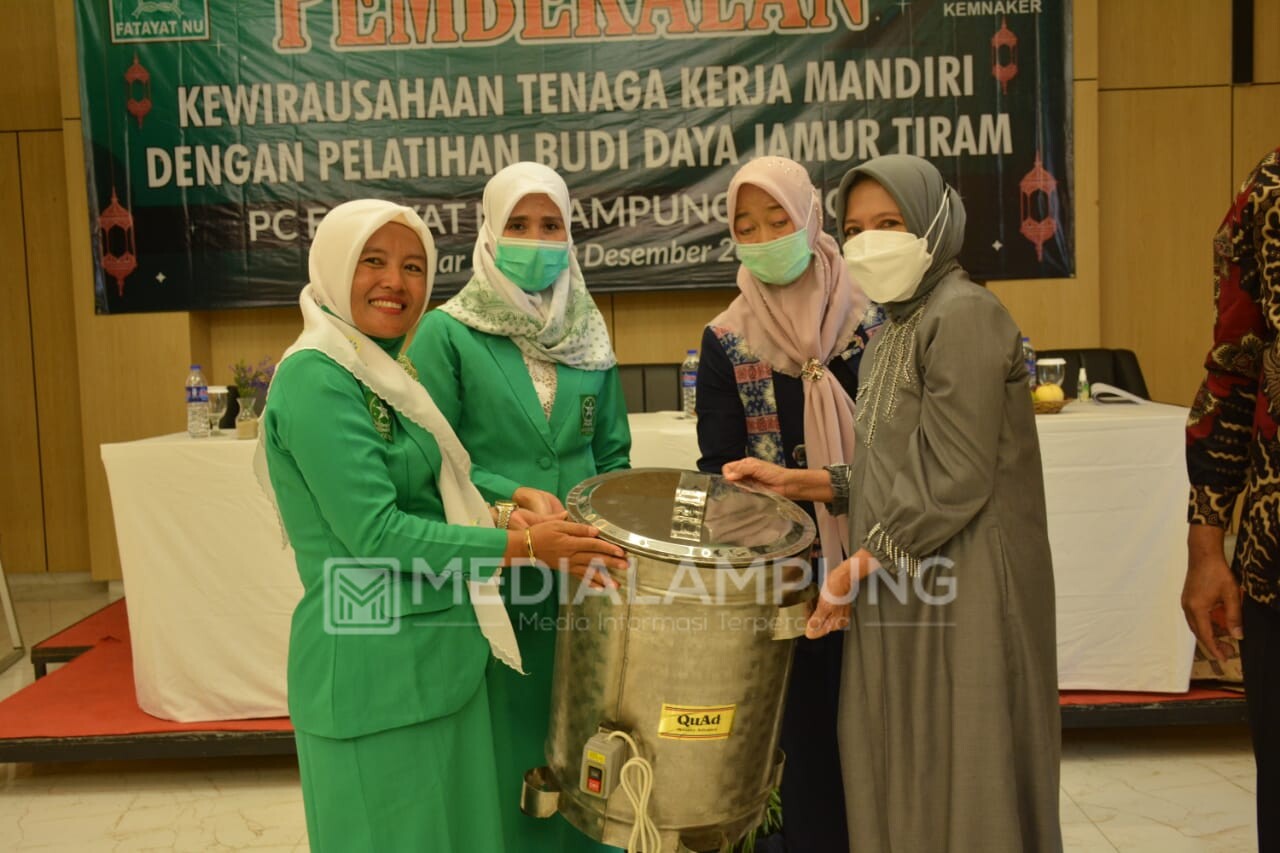 Fatayat NU Bekali Kadernya dengan Ilmu Kewirausahaan
