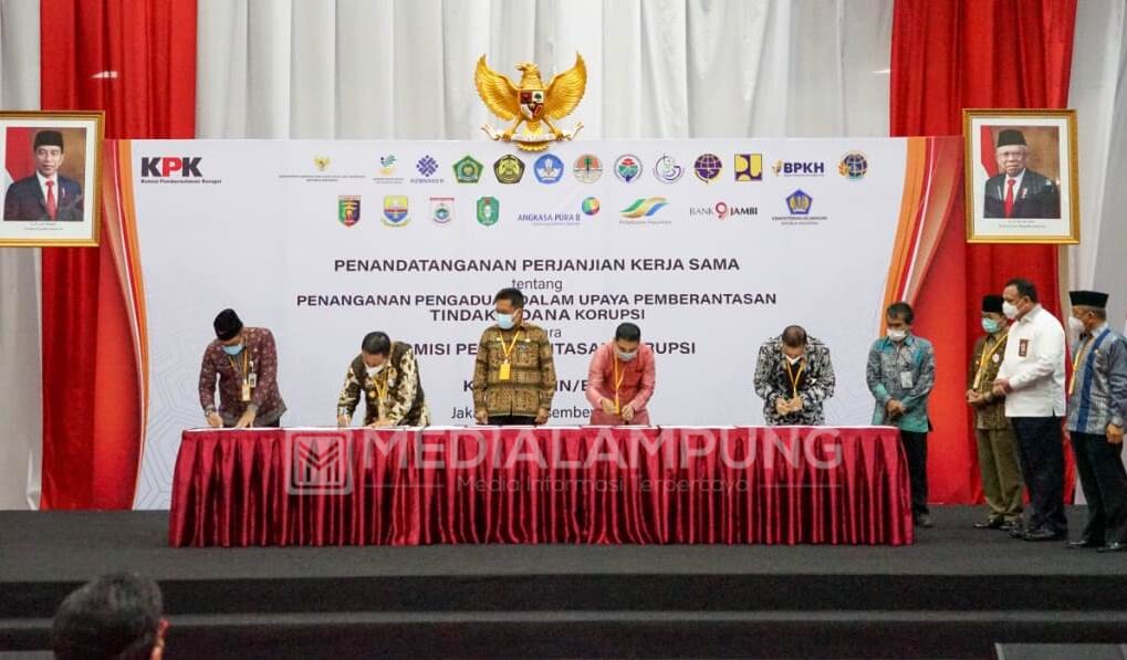 Gubernur dan Ketua KPK Tandatangani Kerja Sama WBS Terintegrasi 