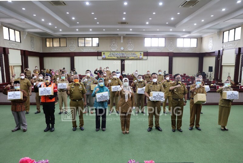 Kerja Keras Gubernur dan Jajaran Tangani Covid-19 Berbuah Manis