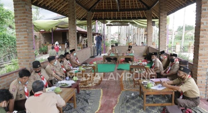 Fauzi Paparkan Program Kwarcab Pramuka Pringsewu