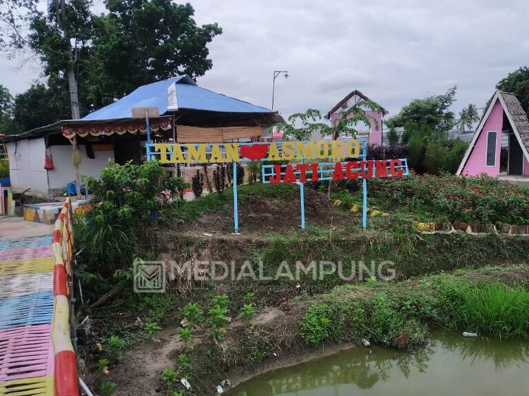 Taman Asmoro Jati Agung Jadi Pilihan Wisatawan Lokal Hingga Luar Lampung