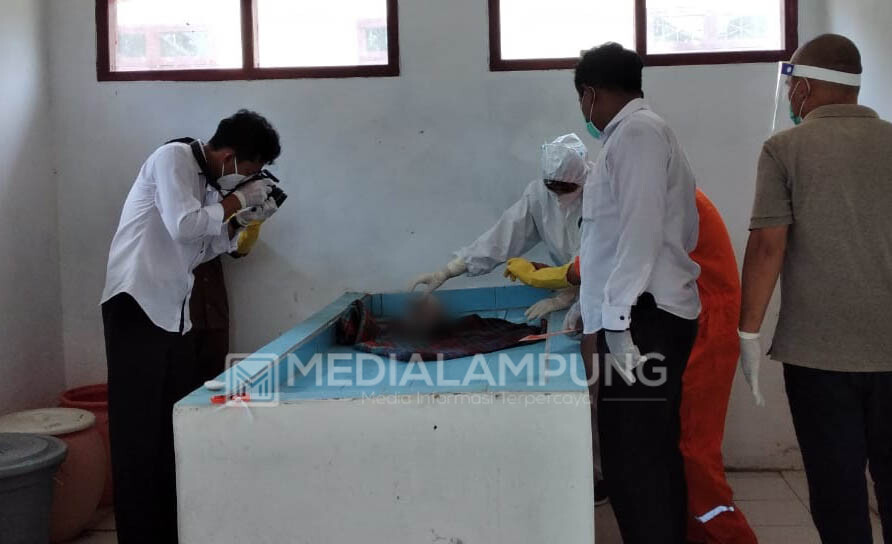 Inafis Polres Tanggamus Bersama RSUD Identifikasi Mayat Bayi