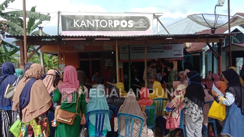 4.824 KPM di Pesbar Mulai Terima BST