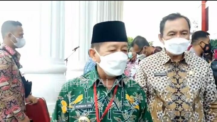 Herman HN Imbau Masyarakat Tidak Takut Divaksin