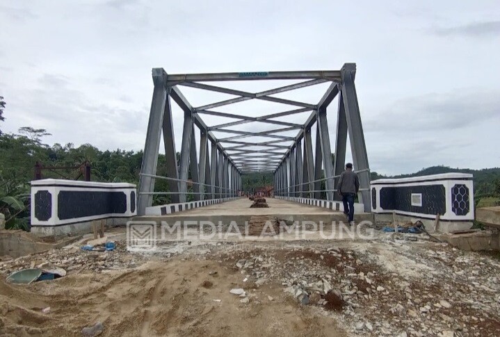 Pembangunan Jembatan Way Sekampung Selesai